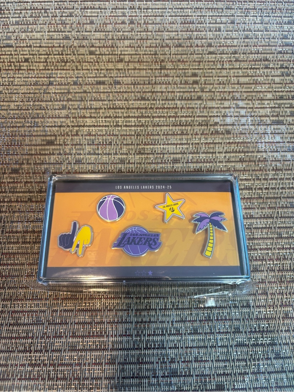 Los Angeles Lakers Pin Set - Purple & Gold - Picture 1 of 3